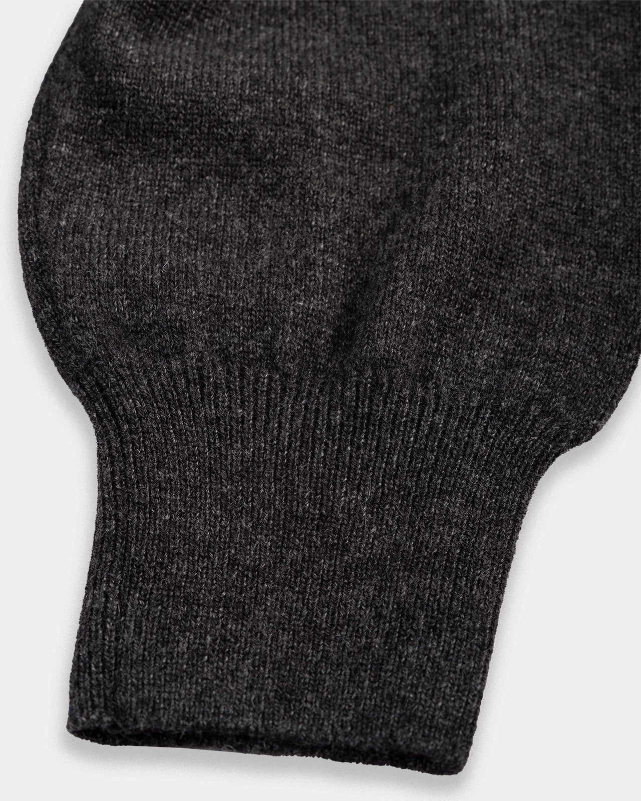 Storm V- Neck Cashmere Sweater