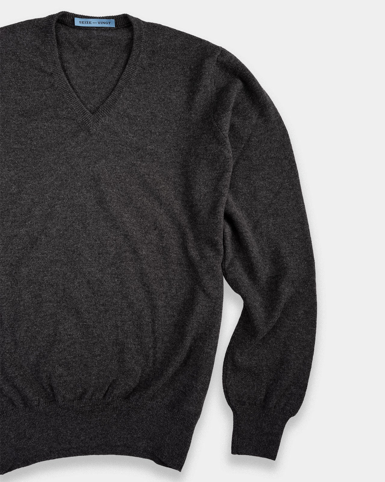 Storm V- Neck Cashmere Sweater